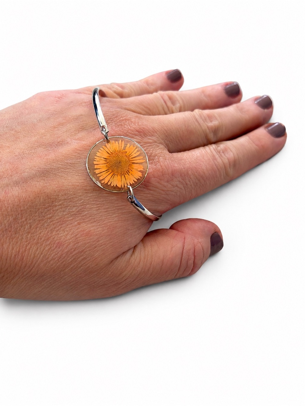 Real Pressed Daisy Flower Resin Silver Tone Bangle Bracelet Botanical